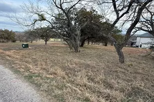 305 Red Wine Ln, Horseshoe Bay, TX 78657 - Photo 1