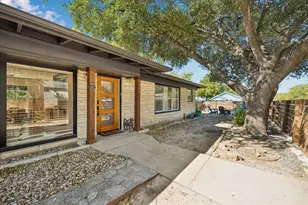 2601 E 17th St, Austin, TX 78702 - Photo 2