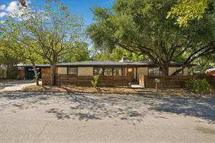 2601 E 17th St, Austin, TX 78702 - Photo 1