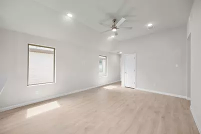 281 Bendecido Loop, Elgin, TX 78621 - Photo 6