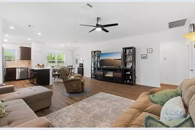 142 Esparza Drive, Bastrop, TX 78602 - Photo 6