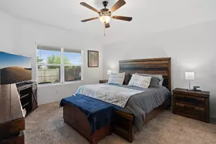 142 Esparza Dr, Bastrop, TX 78602 - Photo 14