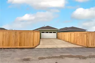 124 Spiny Lizard Ln, San Marcos, TX 78666 - Photo 22