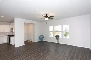 124 Spiny Lizard Ln, San Marcos, TX 78666 - Photo 4