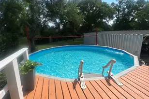 300 Corral Ln, Liberty Hill, TX 78642 - Photo 30