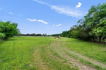 300 Corral Lane, Liberty Hill, TX 78642 - Photo 36