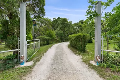 300 Corral Lane, Liberty Hill, TX 78642 - Photo 2