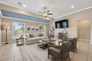 343 E Jackson St, Bartlett, TX 76511 - Photo 6