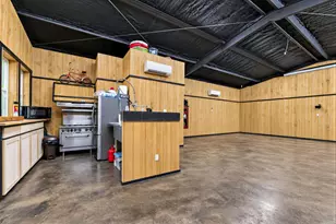 343 E Jackson St, Bartlett, TX 76511 - Photo 28
