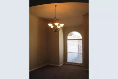 728 Abbeyglen Castle Drive, Pflugerville, TX 78660 - Photo 10