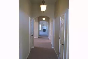 728 Abbeyglen Castle Dr, Pflugerville, TX 78660 - Photo 2
