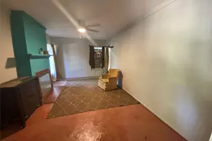 948 Sycamore St, San Marcos, TX 78666 - Photo 24