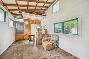 948 Sycamore St, San Marcos, TX 78666 - Photo 14