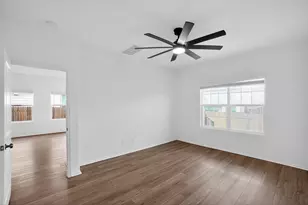 412 Perfect World Loop, Jarrell, TX 76537 - Photo 4