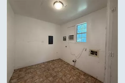 6204 Dove Springs Circle, Austin, TX 78744 - Photo 14