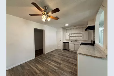 6204 Dove Springs Circle, Austin, TX 78744 - Photo 4