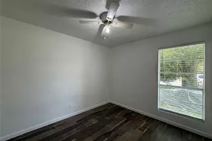 6204 Dove Springs Cir, Austin, TX 78744 - Photo 10