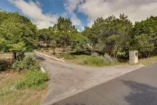 1602 Wild Basin Ledge, Austin, TX 78746 - Photo 2