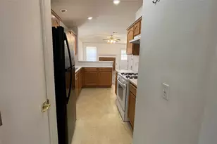 5512 Steven Creek Way, Austin, TX 78721 - Photo 18