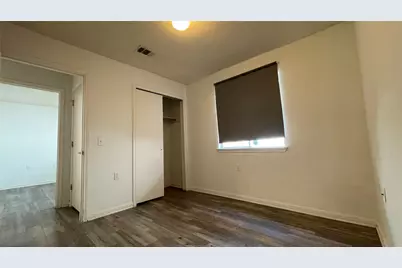 5512 Steven Creek Way, Austin, TX 78721 - Photo 16