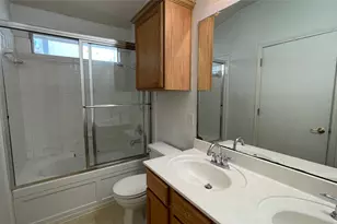 5512 Steven Creek Way, Austin, TX 78721 - Photo 2