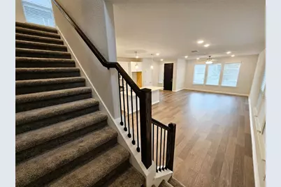 104 Greinert Drive, Taylor, TX 76574 - Photo 8