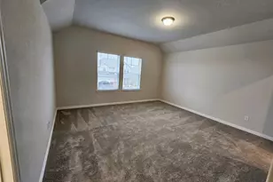 104 Greinert Dr, Taylor, TX 76574 - Photo 12