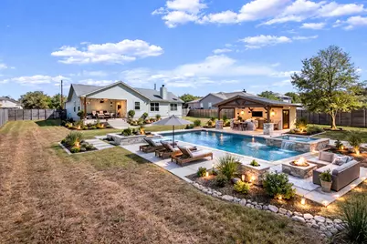 125 Naalehu Court, Bastrop, TX 78602 - Photo 28