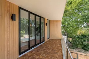 1005 W Johanna St, Austin, TX 78704 - Photo 22