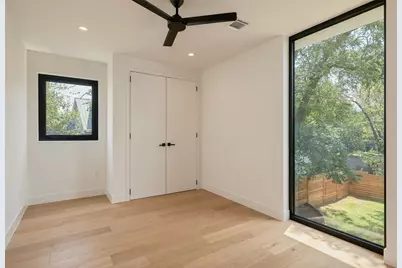1005 W Johanna Street, Austin, TX 78704 - Photo 24
