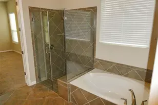 21905 Rock Wren Rd, Spicewood, TX 78669 - Photo 22