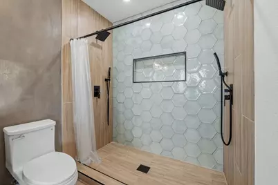 9400 Lightwood Loop, Austin, TX 78748 - Photo 20