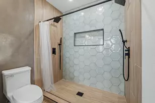 9400 Lightwood Loop, Austin, TX 78748 - Photo 20