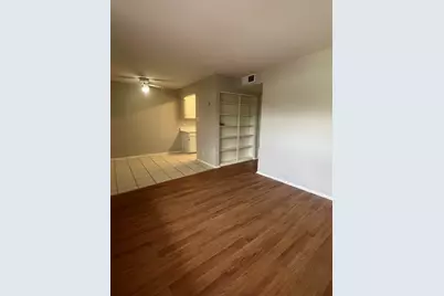 307 E 31st Street #208, Austin, TX 78705 - Photo 10