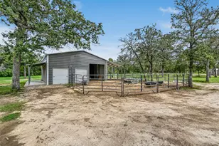 226 Stolle Ln, Flatonia, TX 78941 - Photo 30