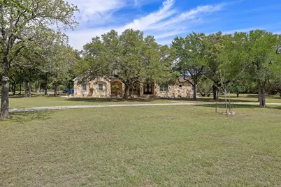 100 Palomino Cove, Jarrell, TX 76537 - Photo 6