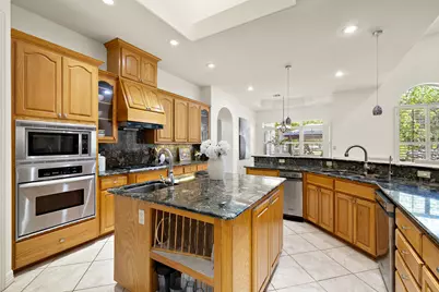 100 Palomino Cove, Jarrell, TX 76537 - Photo 18