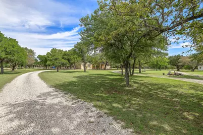 100 Palomino Cove, Jarrell, TX 76537 - Photo 6