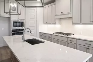 269 Seaside Sparrow Wy, Kyle, TX 78640 - Photo 6