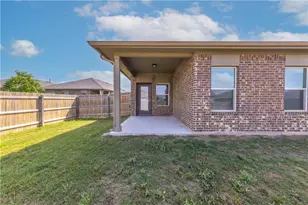 224 Bremen St, Georgetown, TX 78626 - Photo 32