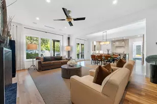 3621 Peregrine Falcon Dr, Austin, TX 78746 - Photo 10