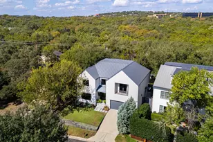 3621 Peregrine Falcon Dr, Austin, TX 78746 - Photo 2