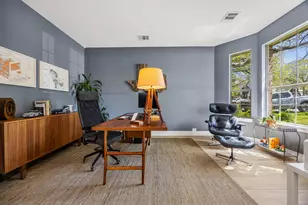 128 Las Colinas Dr, Georgetown, TX 78628 - Photo 4