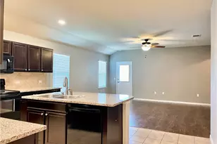 115 Leona River Trl, Hutto, TX 78634 - Photo 6