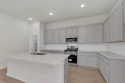 106 Melrose Street, Hutto, TX 78634 - Photo 8