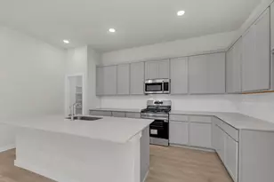106 Melrose St, Hutto, TX 78634 - Photo 8