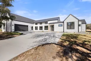 43 War Bonnet, Wimberley, TX 78676 - Photo 2