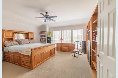 232 Village Commons Boulevard, Georgetown, TX 78633 - Photo 2