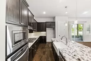 121 Dreaming Plum Ln, San Marcos, TX 78666 - Photo 4