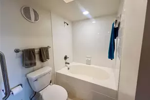 7701 Rialto Blvd, Austin, TX 78735 - Photo 4